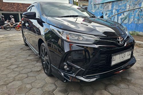 2022 Toyota Yaris 1.5 S CVT GR Sport 7 AB