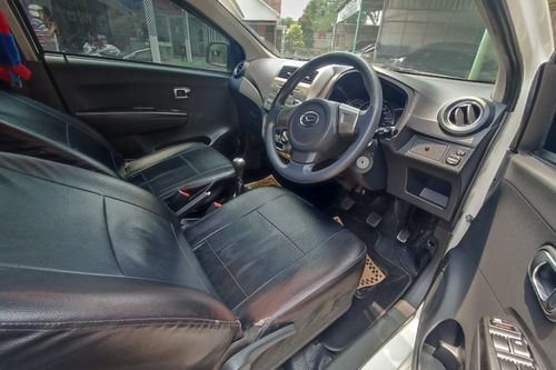 Used 2016 Daihatsu Ayla 1.0L X MT
