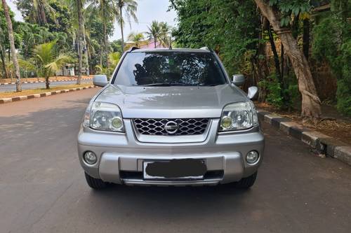 2003 Nissan X-Trail  2.5L 4AT 4x2 bekas