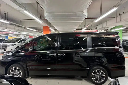 2019 Toyota Voxy 2.0L AT tua