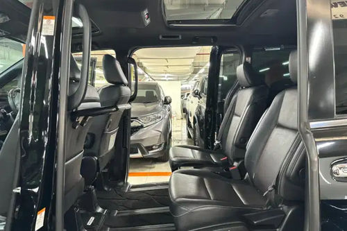 Dijual 2019 Toyota Voxy 2.0L AT bekas