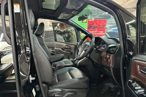 2019 Toyota Voxy 2.0L AT bekas
