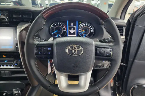 2017 Toyota Fortuner 2.4 VRZ AT bekas