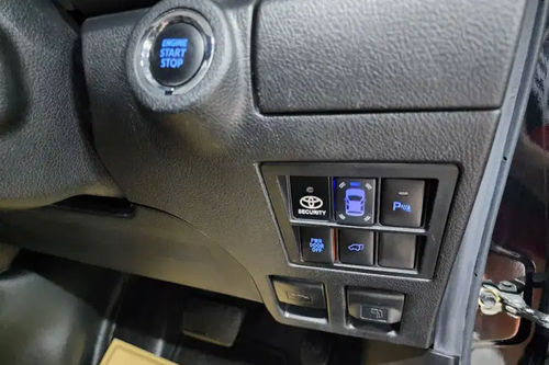 2017 Toyota Fortuner 2.4 VRZ AT bekas