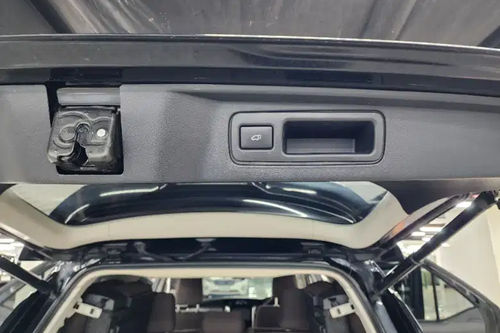 2017 Toyota Fortuner 2.4 VRZ AT bekas