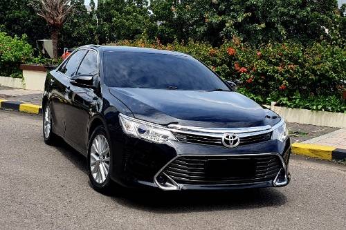 Used 2015 Toyota Camry V 2.5L AT