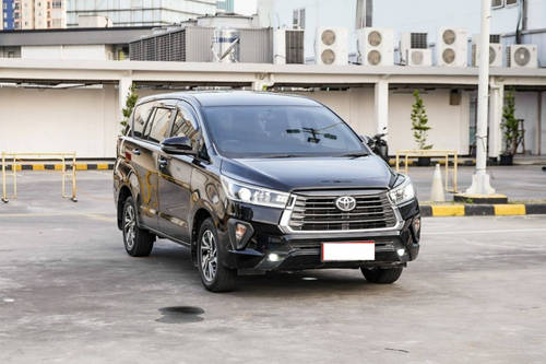 2022 Toyota Innova 2.4L Q Venturer Diesel AT bekas