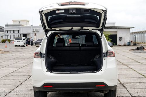 Old 2014 Toyota Harrier 2.0 ADVANCE PACKAGE