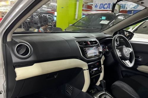 2022 Toyota Rush 1.5 S AT GR Sport bekas