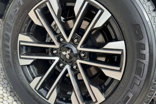 2023 Mitsubishi Pajero Sport Dakar AT 4x2 bekas