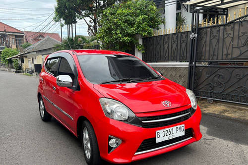 2015 Toyota Agya 1.0L G M/T bekas