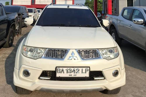 2013 Mitsubishi Pajero DAKAR 4X2 AT LIMITED bekas