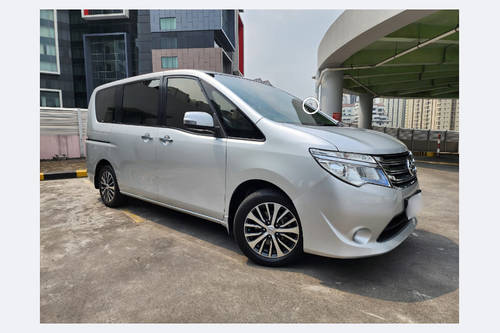 2015 Nissan Serena  X AT bekas