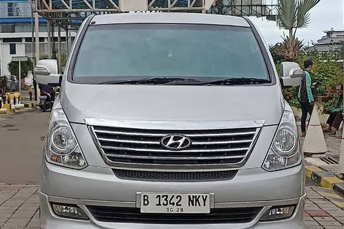 2013 Hyundai H1 2.4L XG AT bekas