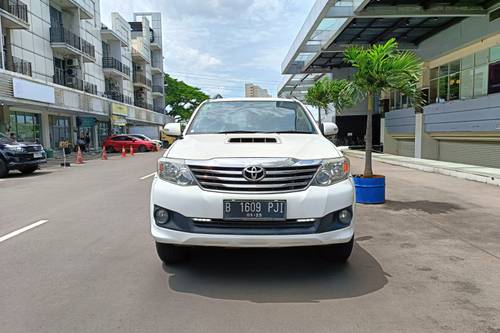 2014 Toyota Fortuner  2.5 G A/T bekas