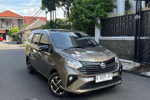 2024 Daihatsu Sigra 1.2 R AT bekas