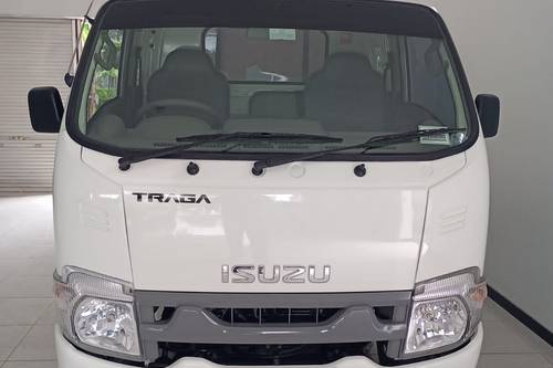 Used 2022 Isuzu Traga PHR 54 CBB MT PU