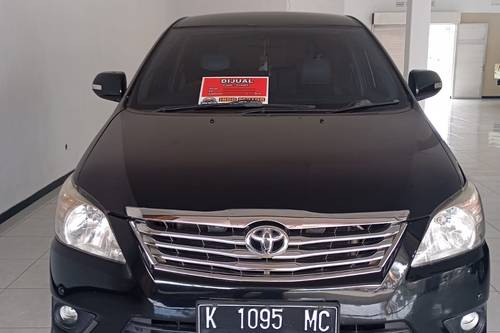 2012 Toyota Kijang Innova 2.0 V MT bekas