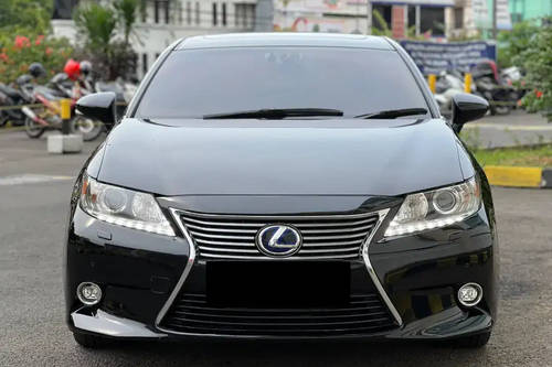 2014 Lexus ES  300h bekas