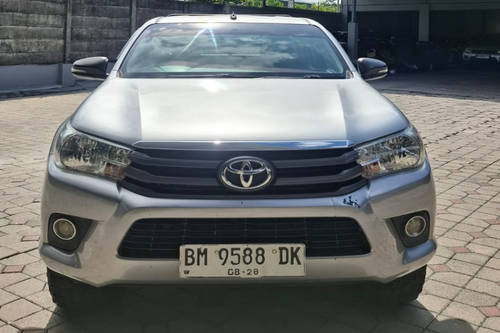 Used 2018 Toyota Hilux 2.4L D-Cab E 4x4 MT