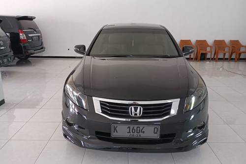 2010 Honda Accord  2.4L VTi bekas