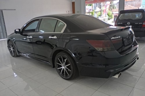 Beli mobil bekas