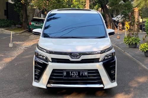 2019 Toyota Voxy 2.0 CVT bekas