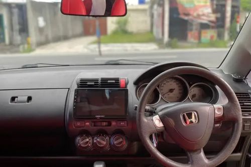 Dijual 2004 Honda Jazz IDSI A/T bekas