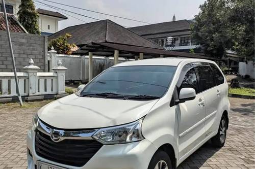 2016 Daihatsu Xenia  R A/T bekas