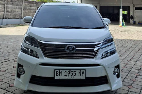 2013 Toyota Alphard Vellfire 2.5 ZG AUDIOLESS bekas