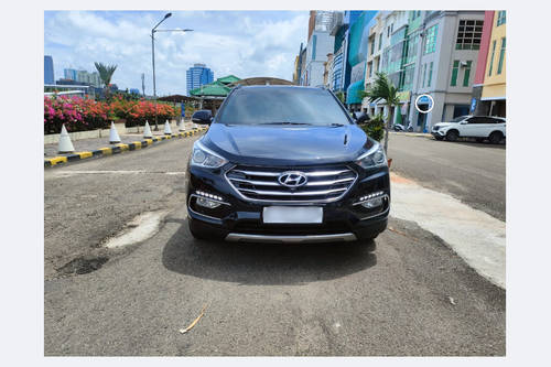 Used 2019 Hyundai Grand Santa Fe 2.2 CRDI AT Diesel