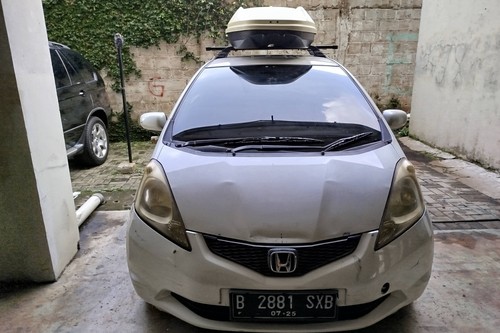 2010 Honda Jazz  1.5L S AT bekas