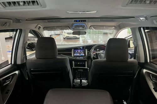 Used 2021 Toyota Innova REBORN BENSIN V 2.0 AT