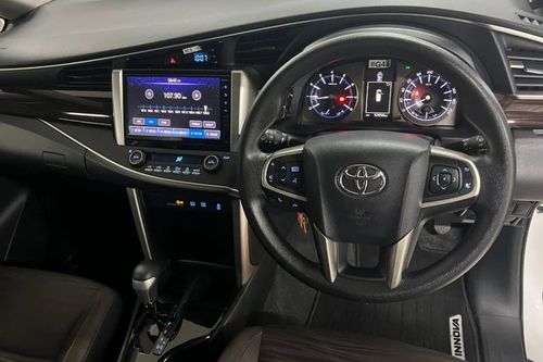 Used 2021 Toyota Innova REBORN BENSIN V 2.0 AT