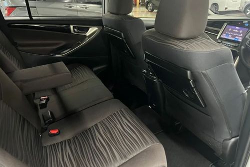 Used 2021 Toyota Innova REBORN BENSIN V 2.0 AT