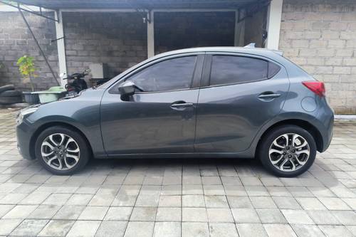 Used 2015 Mazda 2 R SKYACTIV AT