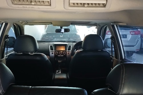 2013 Mitsubishi Pajero Sport 2.5L HP 4X2 AT bekas
