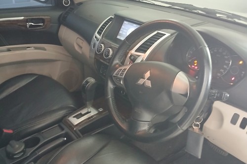 2013 Mitsubishi Pajero Sport 2.5L HP 4X2 AT tua