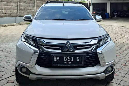 Used 2019 Mitsubishi Pajero GLX 4X4 M/T