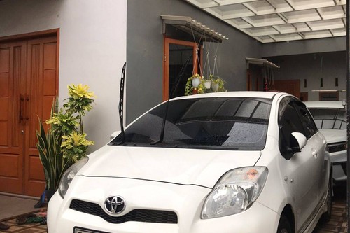 2012 Toyota Yaris E 1.5L MT bekas