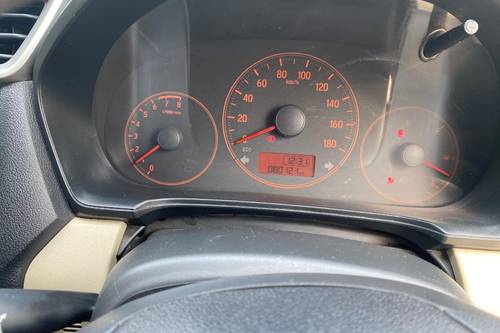 Dijual 2016 Honda Brio Satya E MT bekas