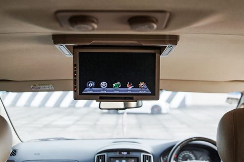 Dijual 2018 Hyundai H1 2.4L ROYALE AT bekas