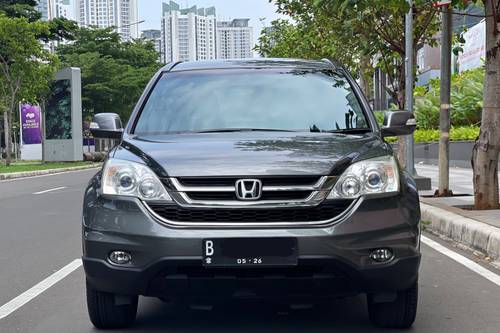 2011 Honda CR-V  2.4L AT bekas