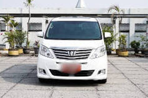 2012 Toyota Alphard  2.4 AT bekas