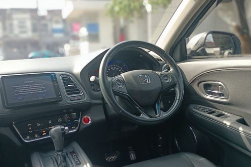 2021 Honda HRV 1.5L E CVT bekas