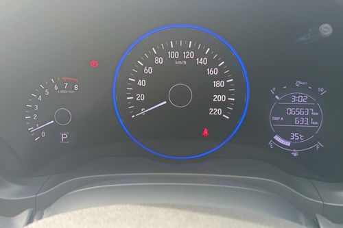 Dijual 2021 Honda HRV 1.5L E CVT bekas