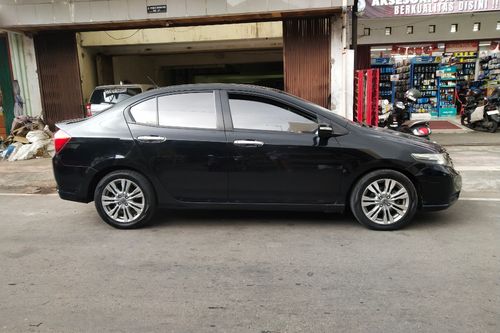 Dijual 2013 Honda City IVTEC 1.5L E CVT bekas