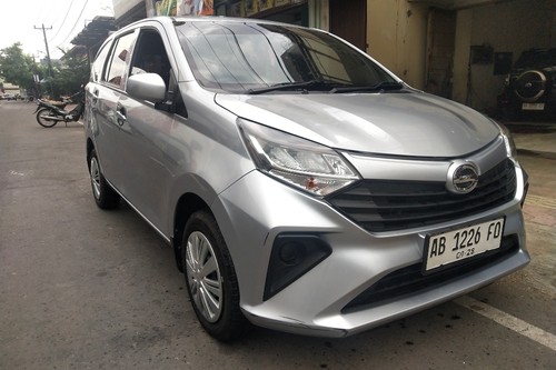 2023 Daihatsu Sigra 1.0 M MT