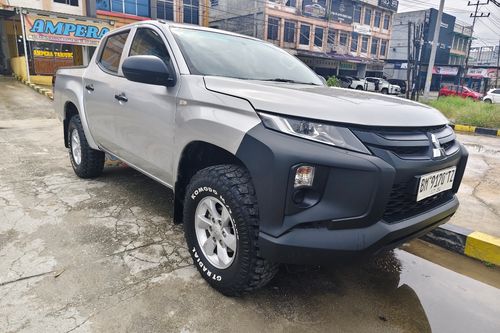 2019 Mitsubishi Strada TRITON DC HDX 4X4 M/T tua
