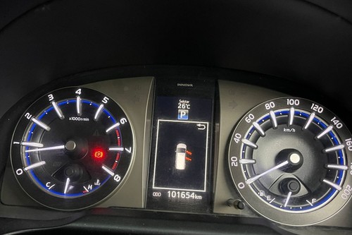 2017 Toyota Kijang Innova 2.0 V AT tua